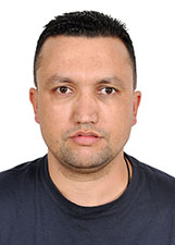 Foto oficial de Charles Ribeiro