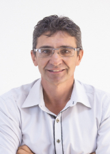 Foto oficial de Ari Romanosk