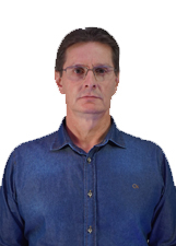 Foto oficial de Ademir Kirsten