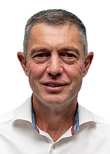 Foto oficial de Dinho