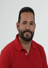 Foto oficial de Carlinhos Feitosa