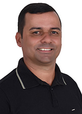 Foto oficial de Nem Amorim