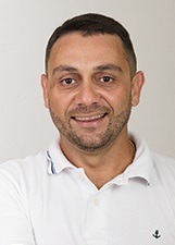 Foto oficial de Carlinhos Neto de Sebastião