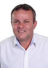 Foto oficial de Berg Lira