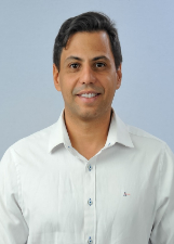 Foto oficial de Guilherme Filho de Lia