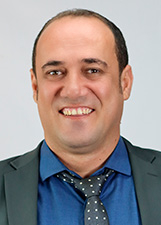 Foto oficial de Henrique Produções