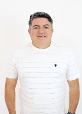 Foto oficial de Hélio de Zefinha