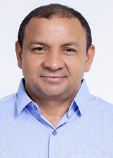 Foto oficial de Preto