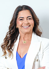 Foto oficial de Manoelina Borges