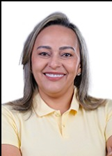 Foto oficial de Helvia Almeida