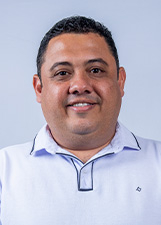 Foto oficial de Cristovam Neto