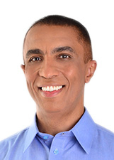 Foto oficial de Luciano Santos