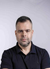 Foto oficial de Poubel
