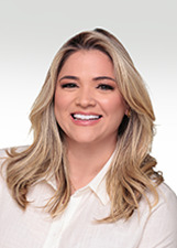 Foto oficial de Lara Figueiredo