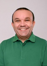 Foto oficial de Luis Macaco