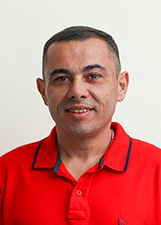 Foto oficial de Henrique Peixada