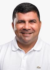 Foto oficial de Eney Moura