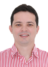 Foto oficial de Helton de Buba