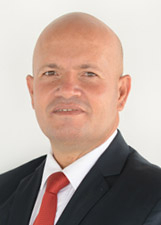 Foto oficial de Irmão Deca