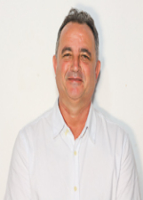 Foto oficial de George Tenório