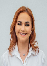 Foto oficial de Simony Farias