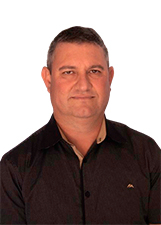 Foto oficial de Marquinhos Macalin