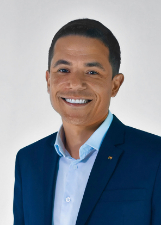Foto oficial de Gustavo Cardona