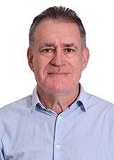 Foto oficial de José Hélio