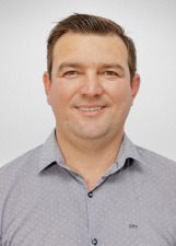 Foto oficial de Léo Mesquita