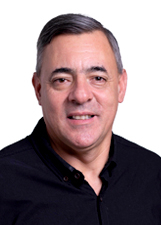 Foto oficial de Valmir Monteiro