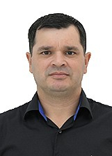 Foto oficial de Luciano Machado