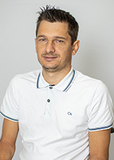 Foto oficial de Deni Fachini