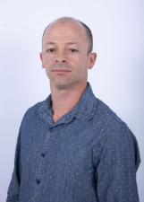 Foto oficial de Professor Carlos Schlindwein