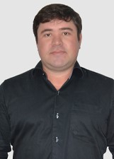 Foto oficial de Eliel