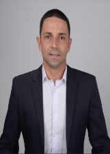 Foto oficial de Adriano Carvalho