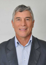 Foto oficial de Adão Cadaval Pinheiro