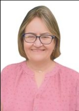 Foto oficial de Claudinha