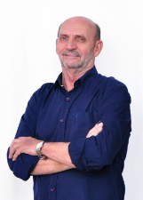 Foto oficial de João Montini