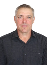 Foto oficial de Lauri Bloch