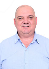 Foto oficial de Machado