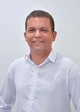Foto oficial de Adnan Lima