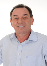 Foto oficial de Enio Carossi