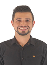 Foto oficial de Adriano Furtado
