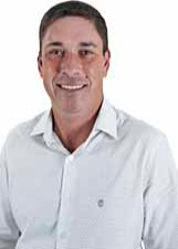 Foto oficial de Ricardo Claudino