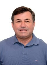 Foto oficial de Nelinho