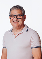 Foto oficial de Neguinho da Saúde
