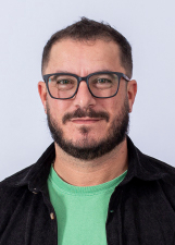 Foto oficial de Prof Rodrigo Graf