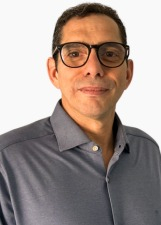 Foto oficial de Dudu Carneiro