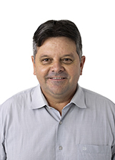 Foto oficial de Laone Coelho