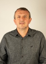 Foto oficial de Charles Vitto